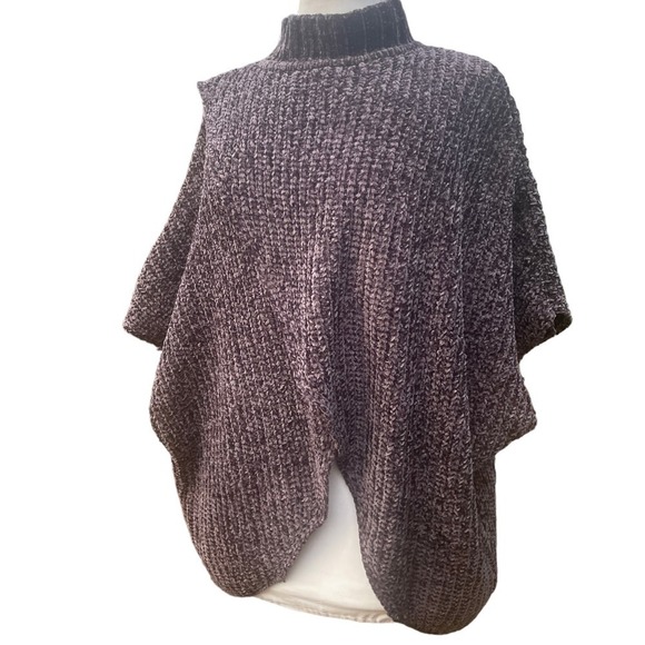 Elan Chenille Cross-Front Gray Poncho Style Sweater - O/S One Size - Picture 14 of 14